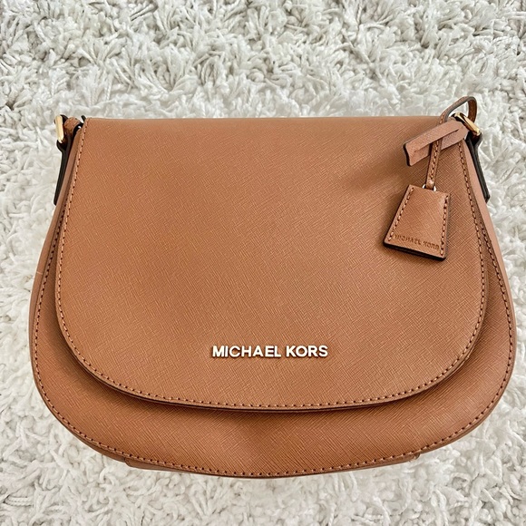 Michael Kors Crossbody Purse - Picture 1 of 9